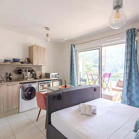 Stella 505b Studio Apartment